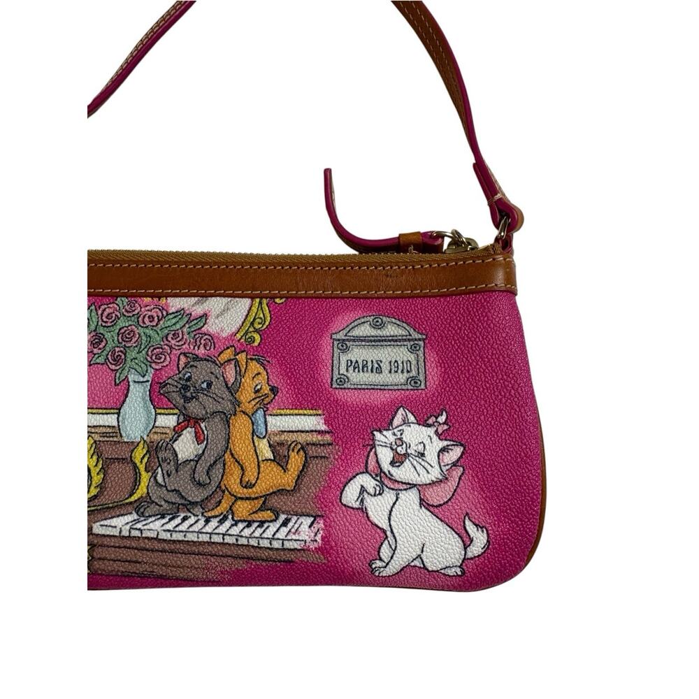 Dooney & Bourke Disney The Aristocats 2019 Collection Wristlet Wallet EUC - Picture 7 of 13